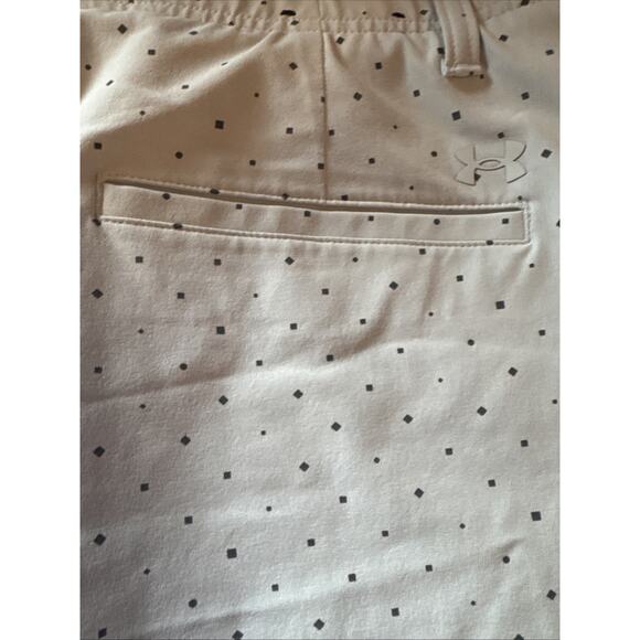 Under Armour Tech Golf Shorts Men’s Size 32 Gray 9” Inseam Stretch Polyester - Picture 7 of 9